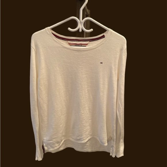 Tommy Hilfiger - Picture 6 of 7